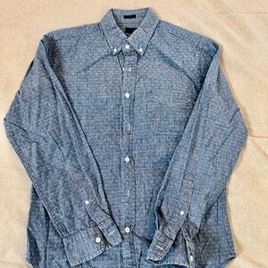 J. Crew chambray button-down shirt in diamond-pattern blue, size S